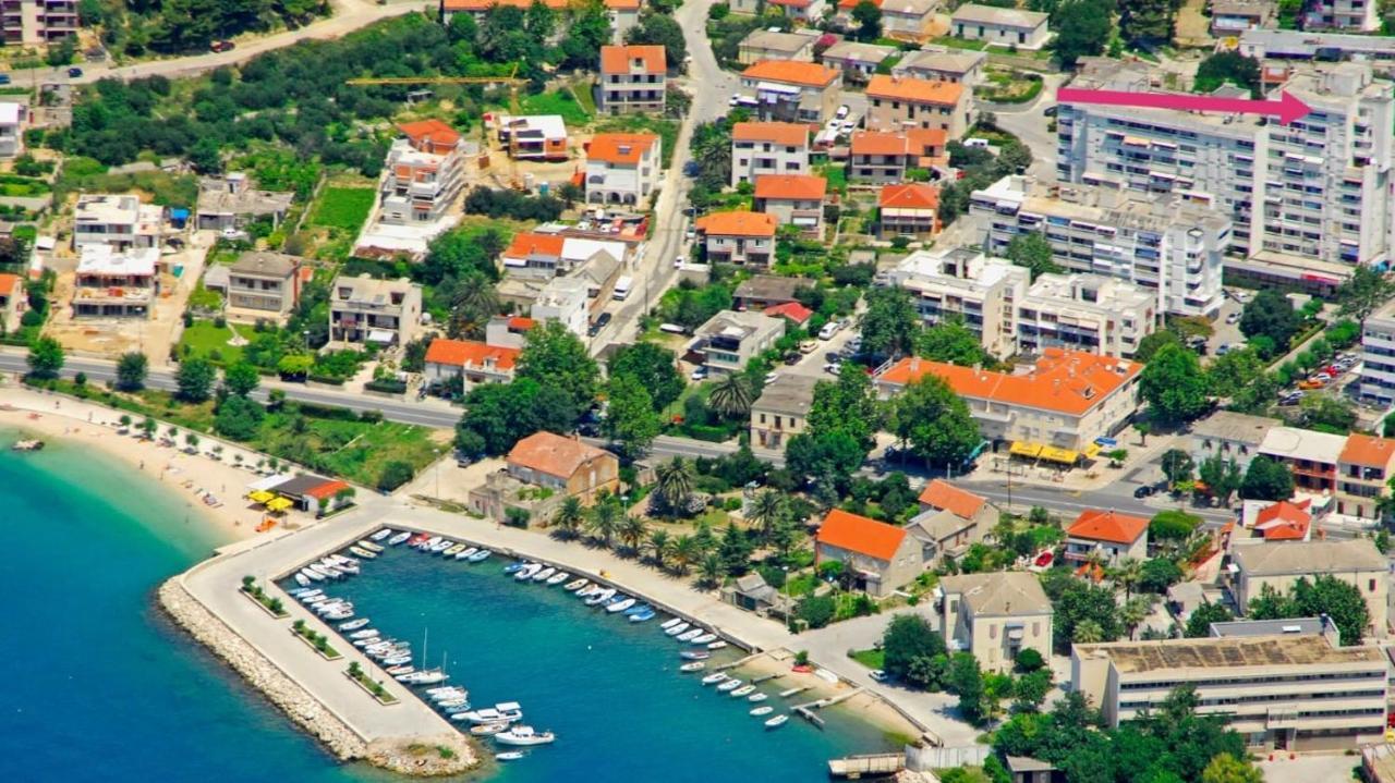 Ferienwohnung Apartman Aria Dugi Rat Exterior foto